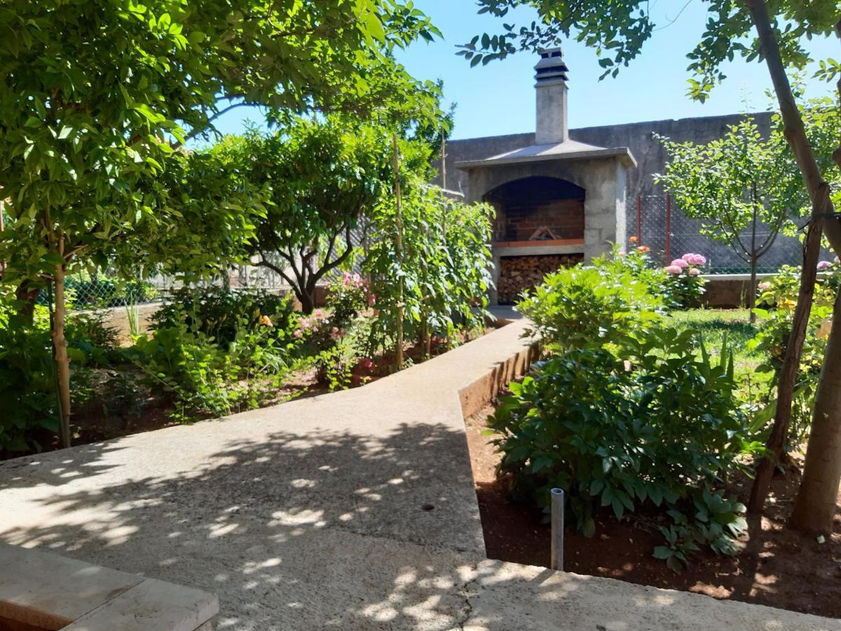 Apartment Jardin With Free Cowered Parking ザダル エクステリア 写真